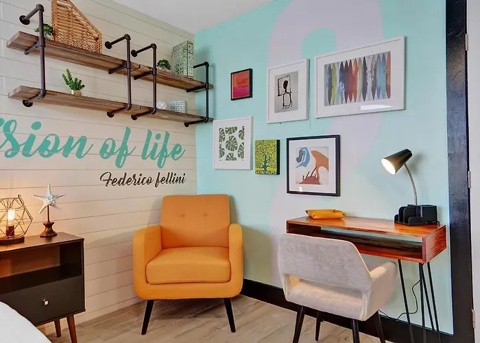 Hollywood Apartments Host By Beenomad