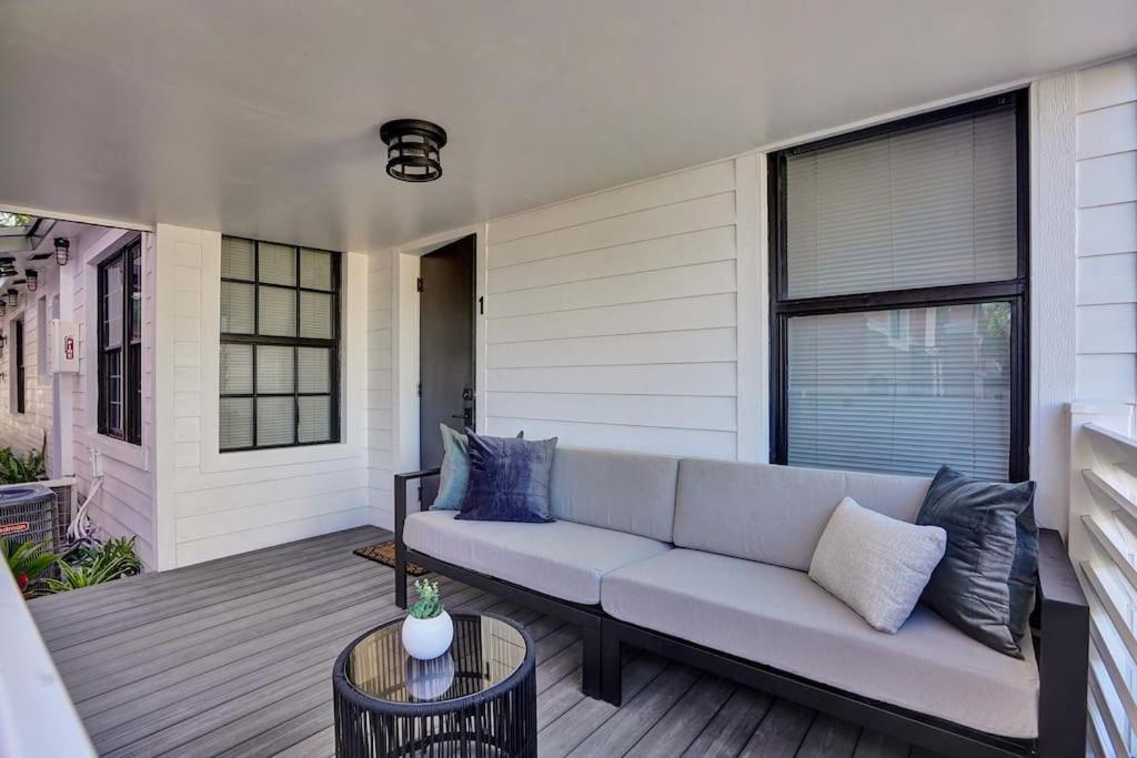 Host By Beenomad Apartment